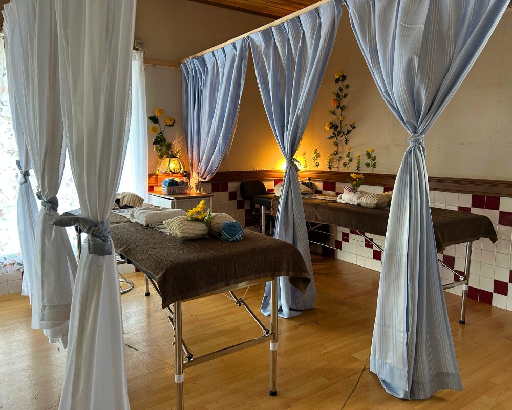 茨城県小美玉市大谷のタイ古式マッサージ・ひまわりの施術室２