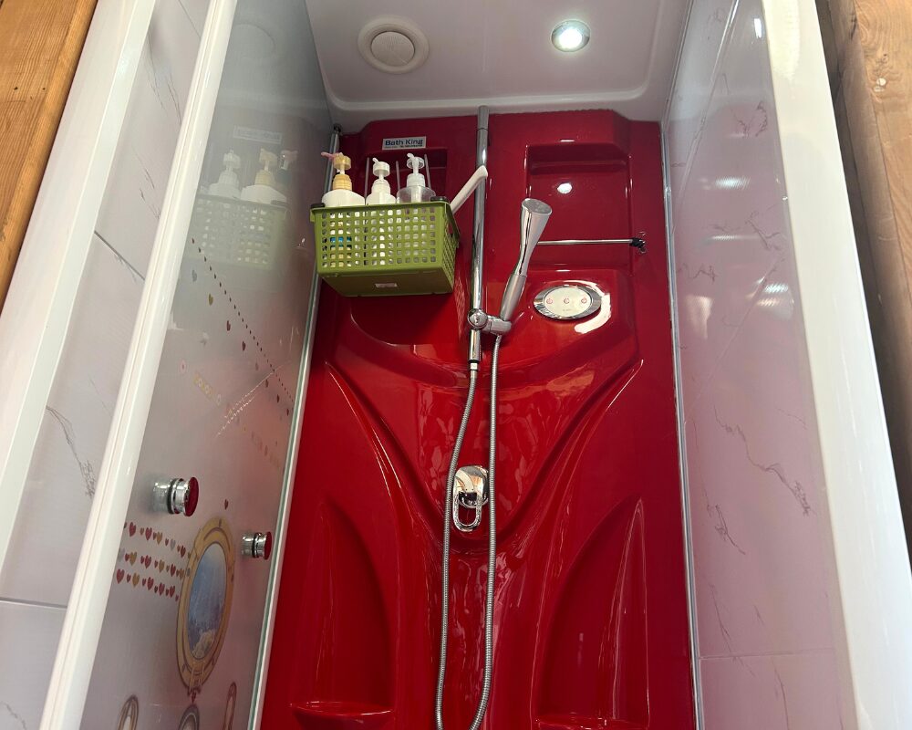 茨城県小美玉市大谷のタイ古式マッサージ・ひまわりのシャワールーム